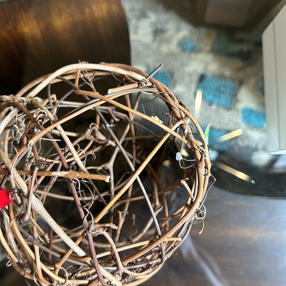 Home decor box is approximately 7”x 3.5” - Picture 4 of 4